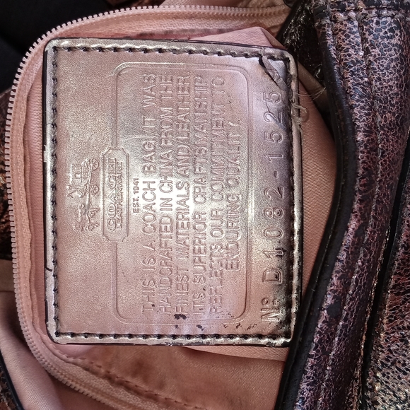 COACH MADISON CRACKLED METALLIC LEATHER MAGGIE SHOULDER HAND BAG. PEWTER COLOR - Picture 9 of 10